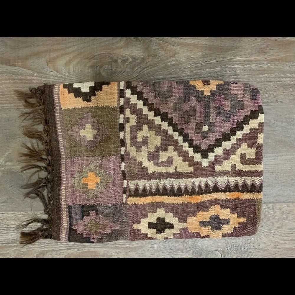 Geometric Patterned Throw Pillow case